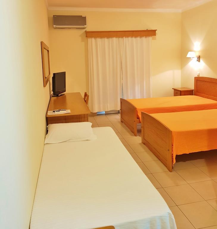 Bed and Breakfast Rialgarve Фару Екстер'єр фото