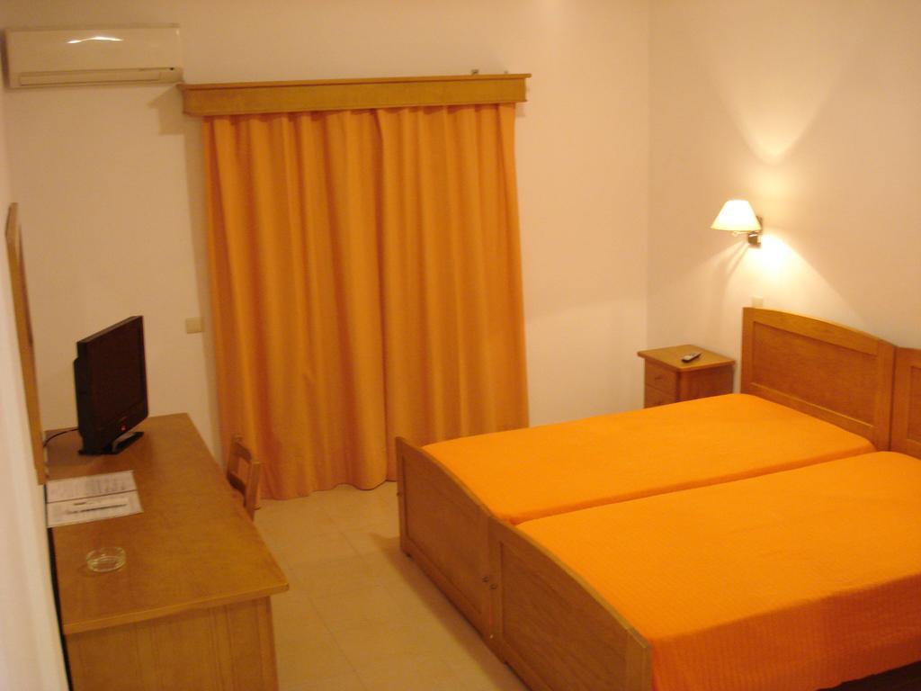 Bed and Breakfast Rialgarve Фару Екстер'єр фото